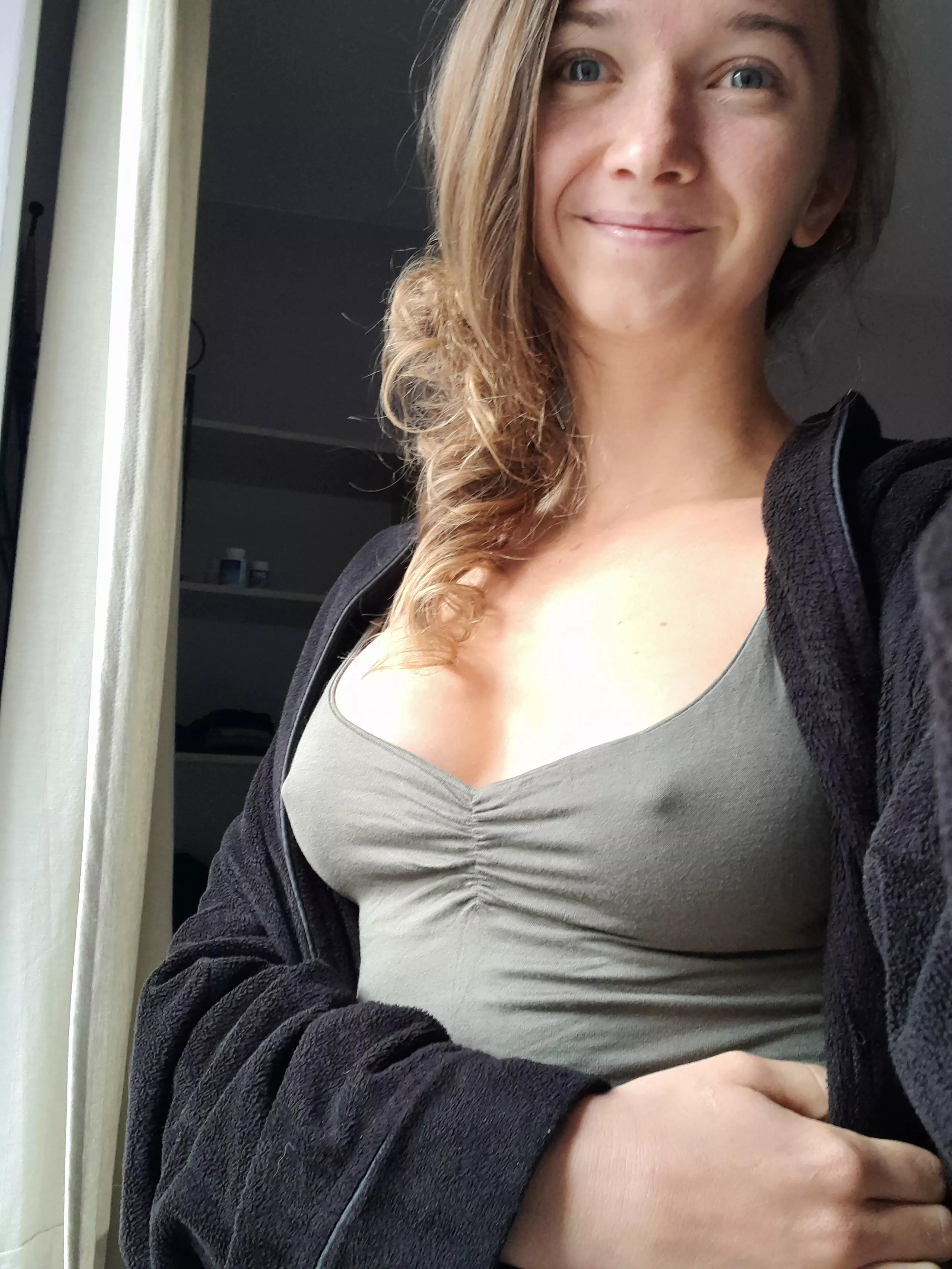 Just very casual photo... may you smile all day 😊 [f]