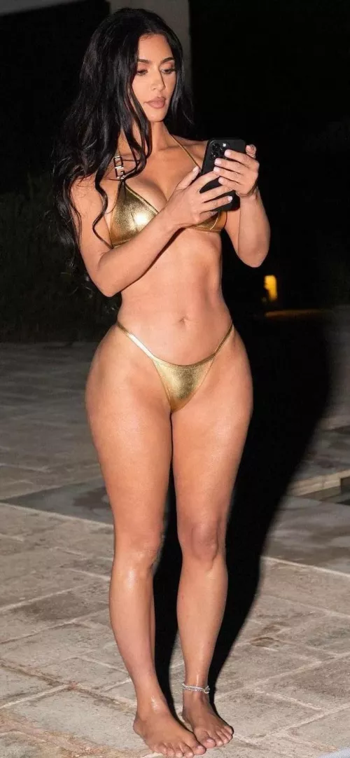 kim sculpted herself into a goddess