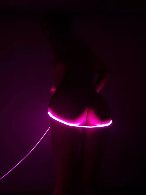Neon butt