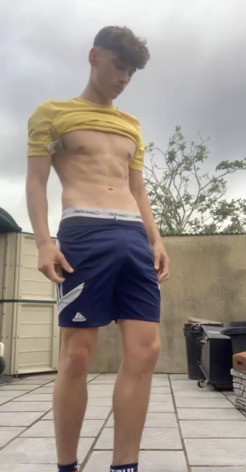 no underwear, just my shorts