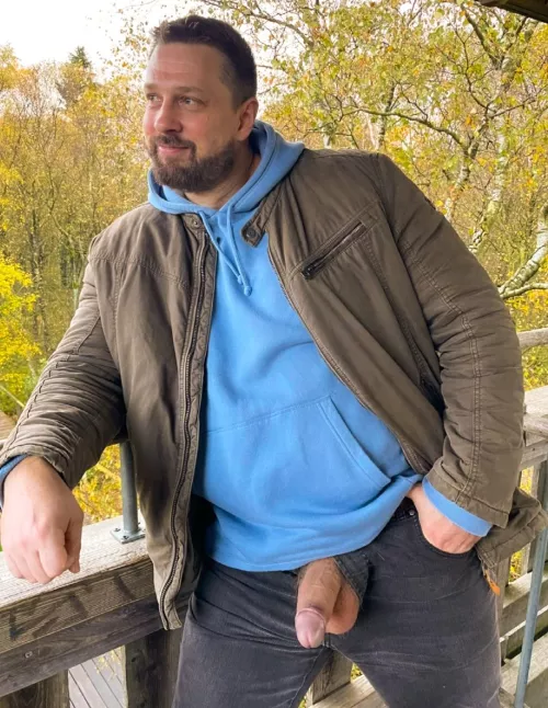 Would u go hiking with a Bavarian Countryboy?.