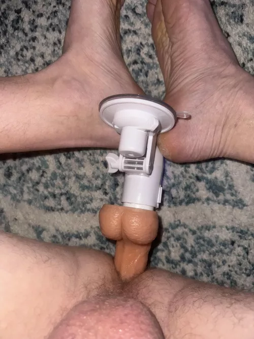 Can never get the suction cup to work