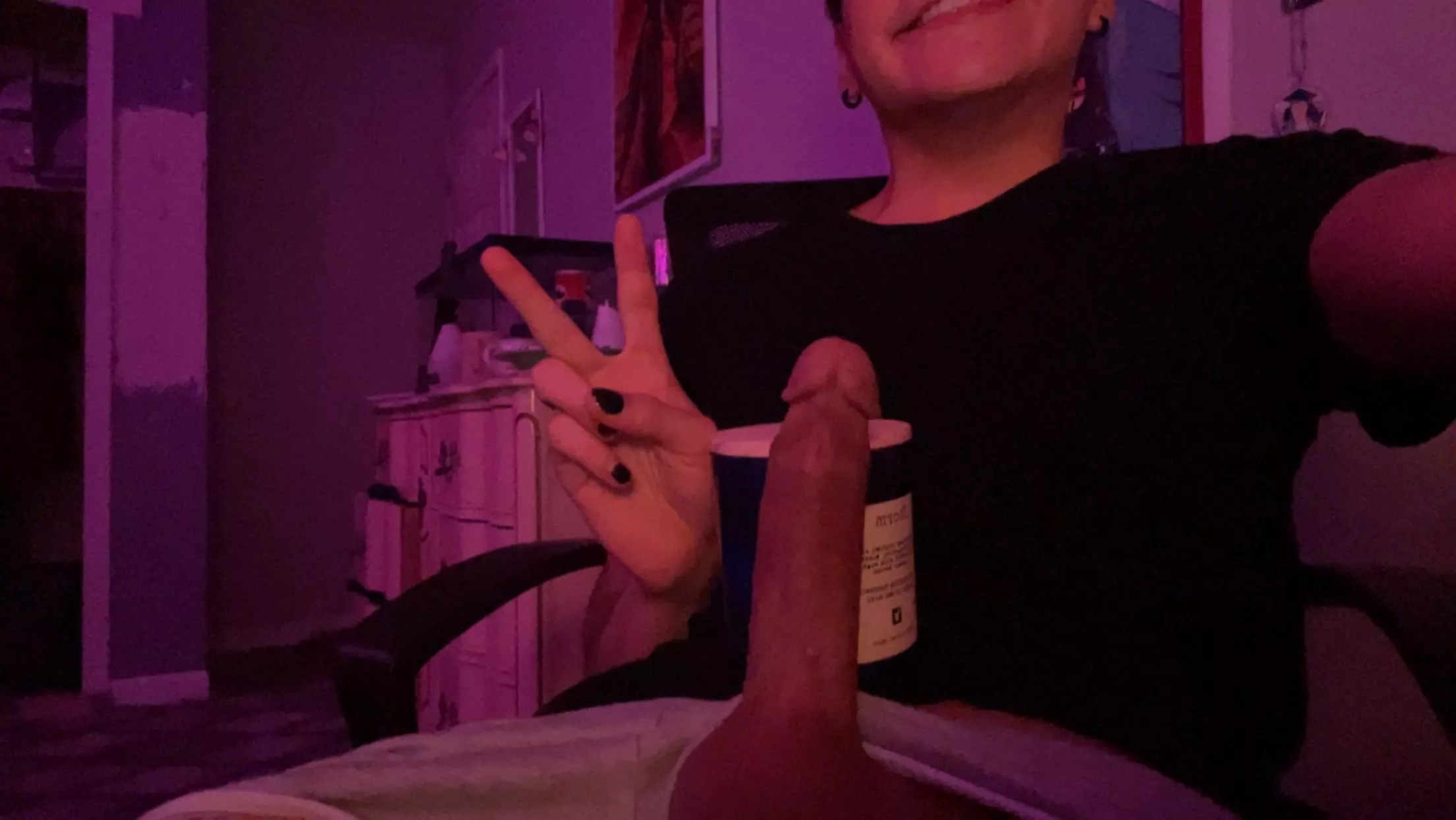 Favorite candle and me ✨🤭🙈🖤