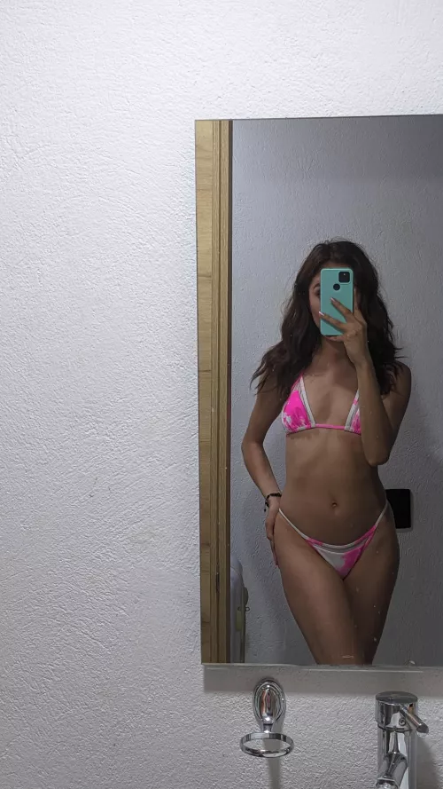 Let me make you hard with my body