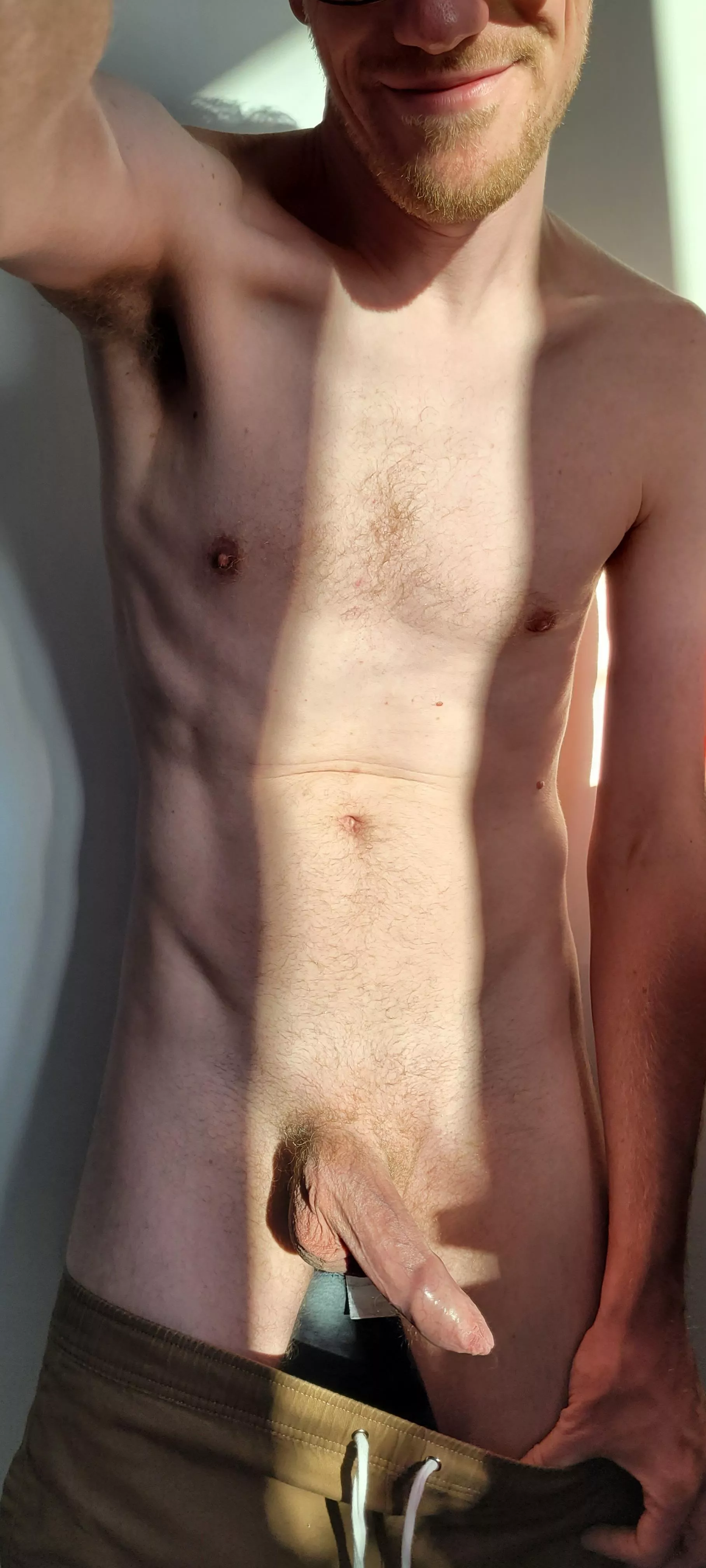 Nice afternoon light => taking nudes is [m]andated ;)