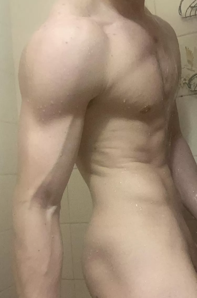 Post workout shower [M]