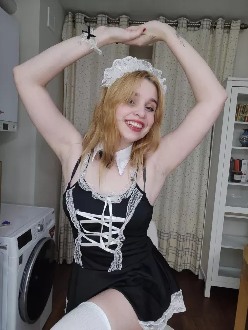 smell my armpits without deodorant