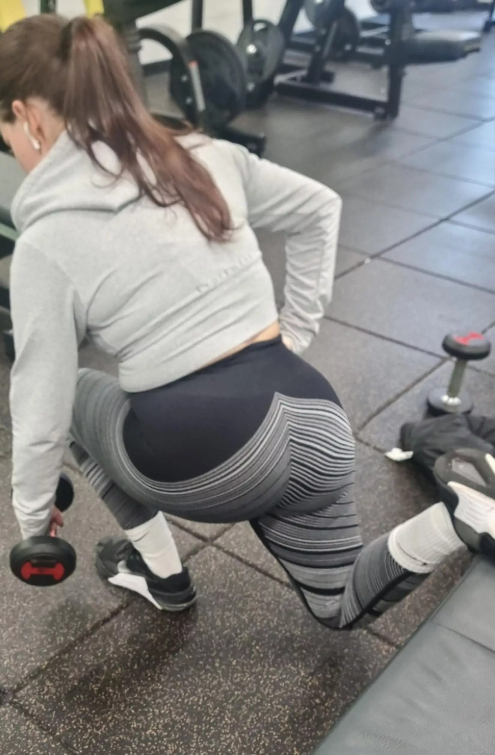 Split Squats for a juicy 🍑
