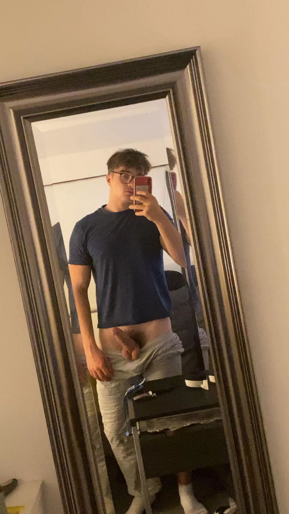 Type ''daddy'' if you want this dick in your hole