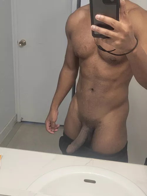 29M looking for hotwife in quebec