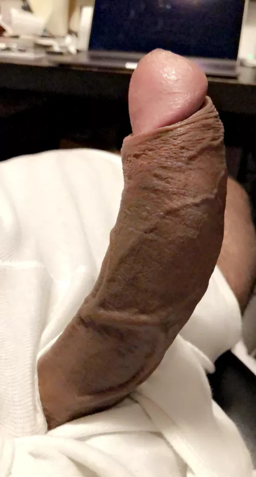 32 UK Uncut Chocolate