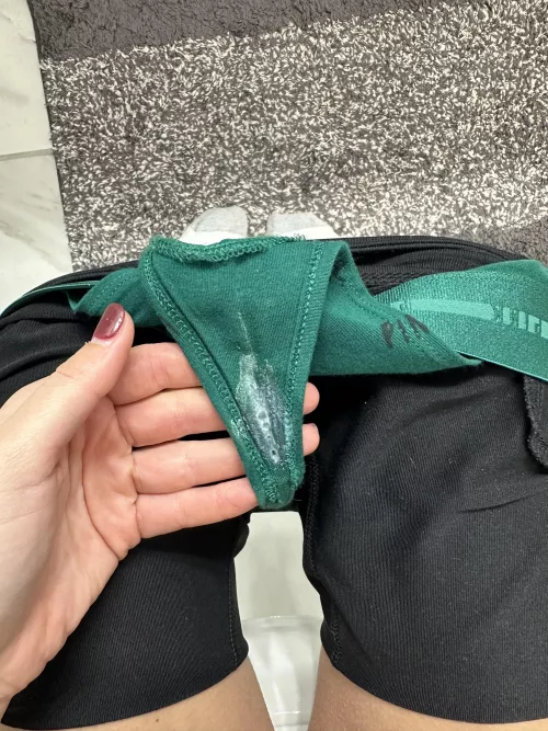 Care for some cream this morning🍦