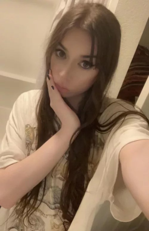 do you think i make a cute tgirl? 🥺