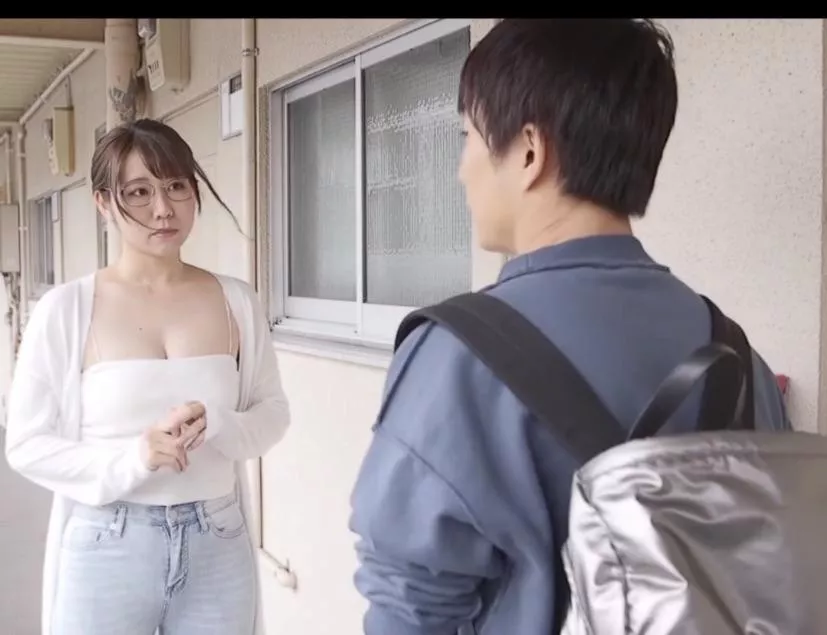 Guys help can you help me name her or provide the code?