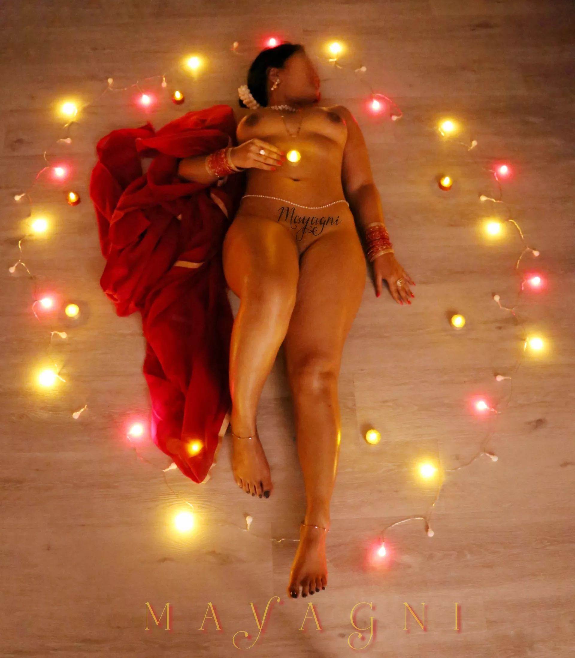 Happy Diwali y'll [F]-Mayagni