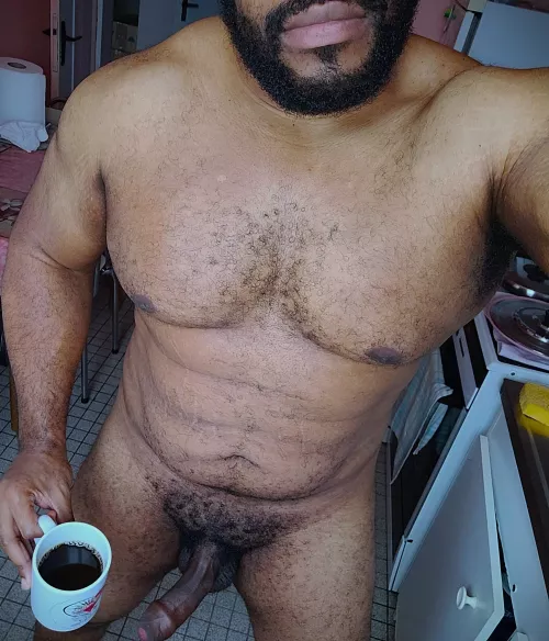 I like to enjoy my coffee naked. Am I the only one who does that ?
