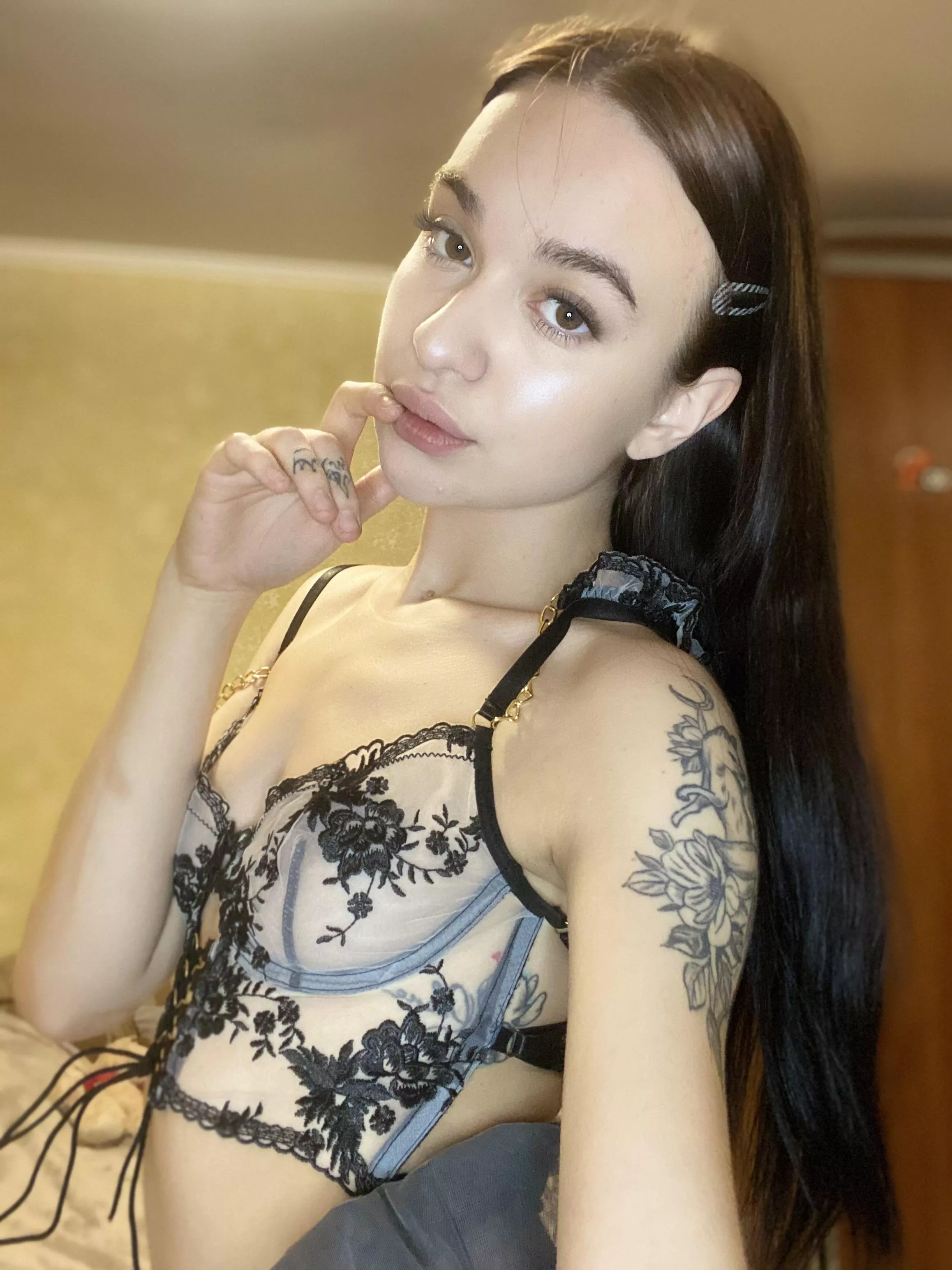 I've been so tired of being sweet and innocent so tell me if you want to see my dark and naughty side