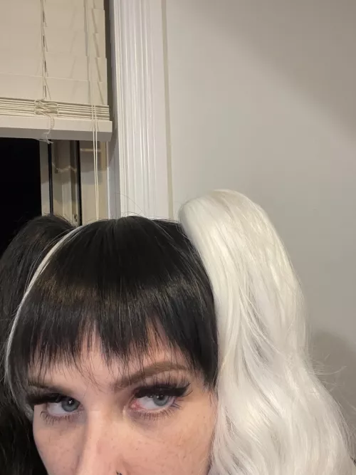 Let me be your girlfriend fantasy.