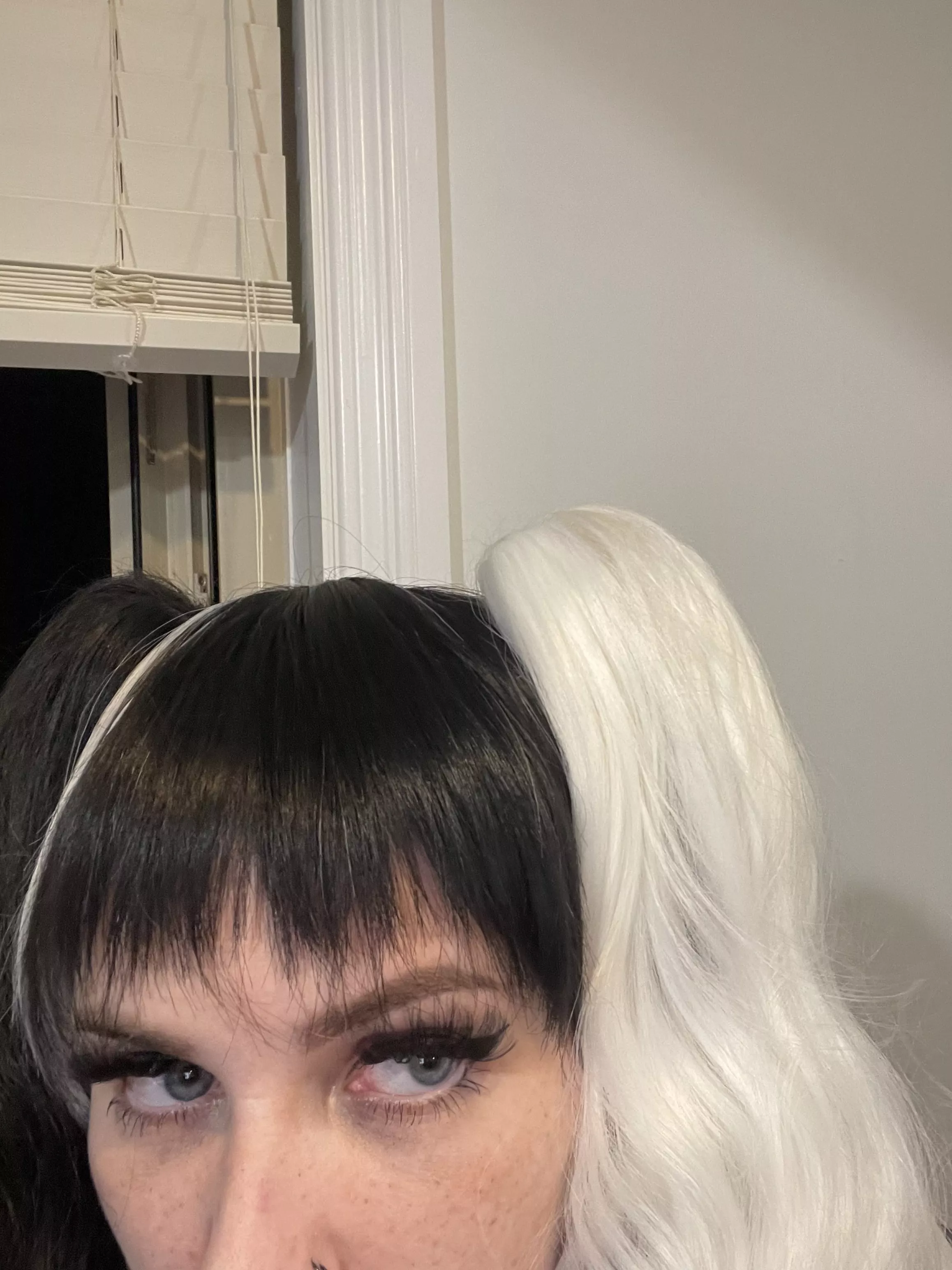 Let me be your girlfriend fantasy.