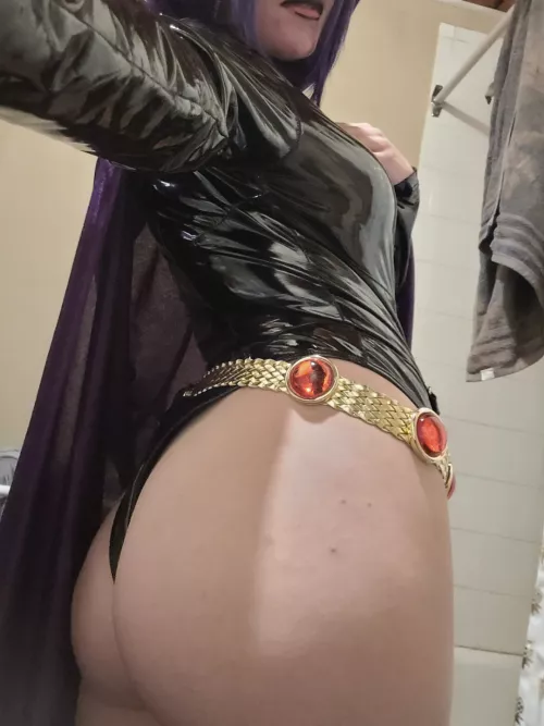 More Raven (me)