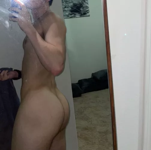 Will you believe me if I say im not a bottom?😵‍💫