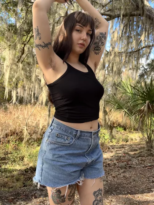 Would you help me take pictures if you caught me?