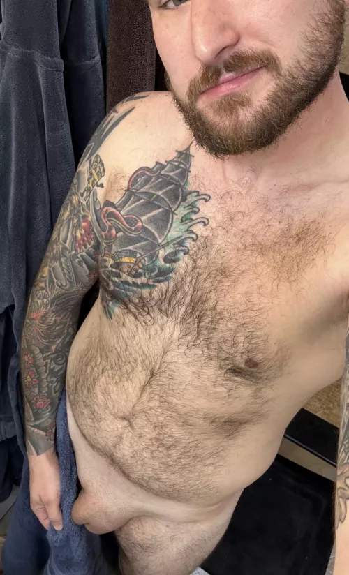 (32) happy Monday DMs open