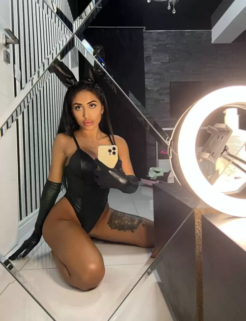 Age gap is sexy… don’t you agree?