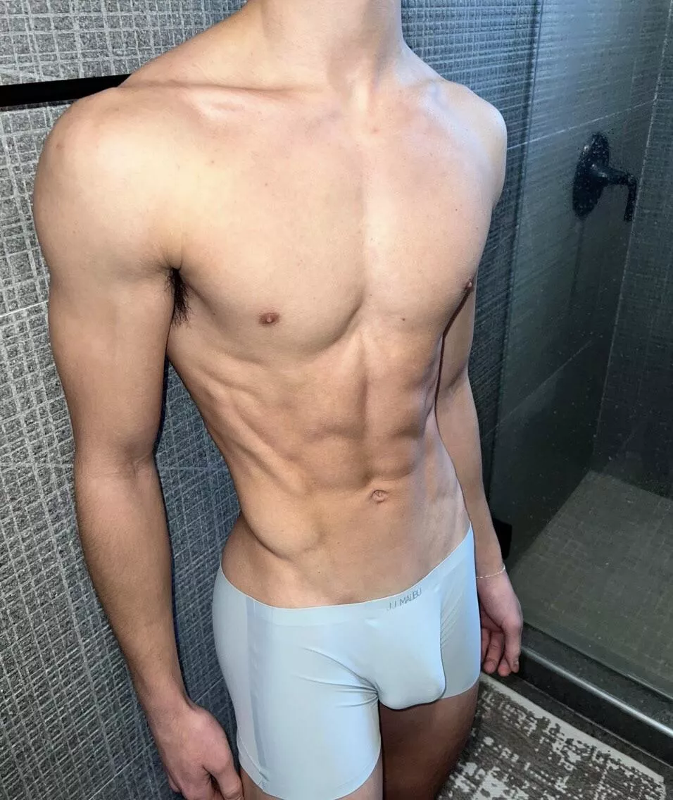 Anyone wanna have some fun☺️