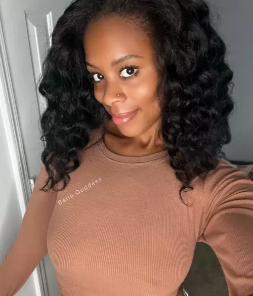 Happy Monday baby can I help you start the week off right ;)