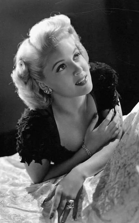 Lana Turner (1940s)