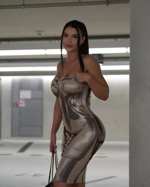 Lisa in silver dress