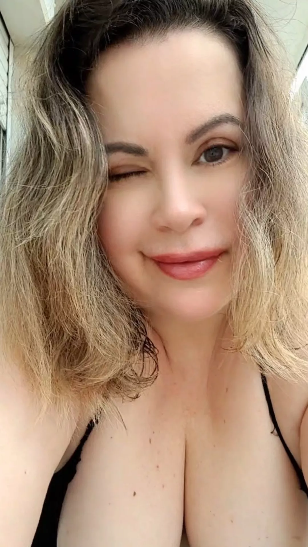 Mwahhh Nicole wishes you a great sunday!