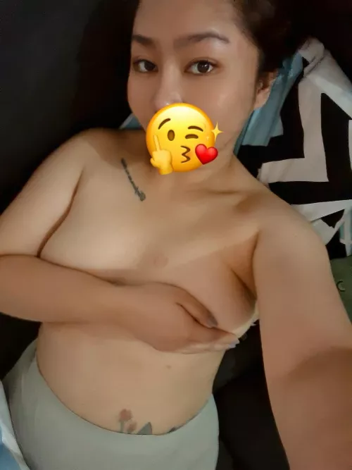 Nagka-marks naman nga sana, ecg marks nga lang hindi chikinini. Eu depota hahahahahaha (f)