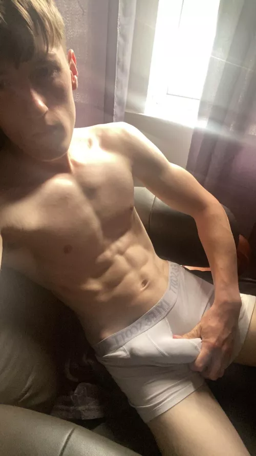 Send ur abs for snap (pics on my profile)