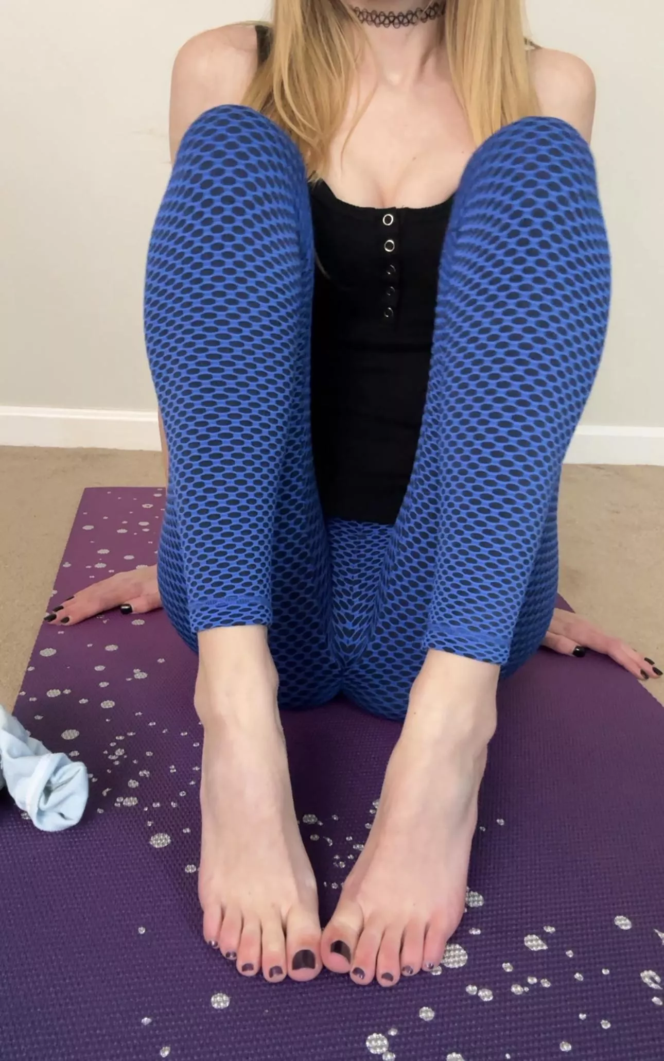 Showing off my size six feet for you