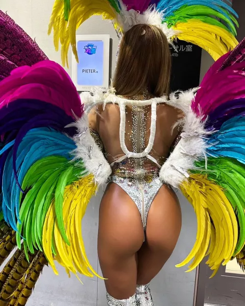 'Tokyo Latiina' Pieter 🍑