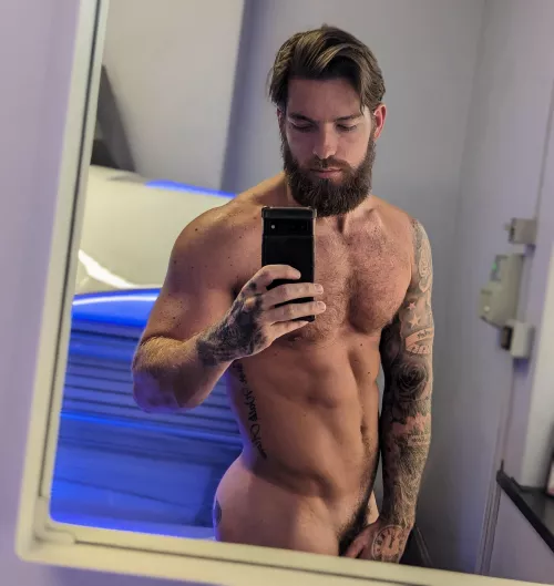 Who likes a good tan line?