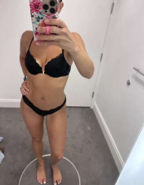 Would you join me in the fitting room?