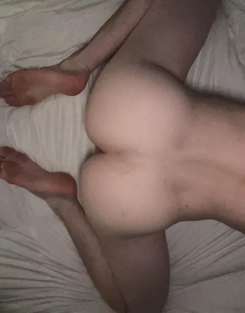 18 for hairy boys & bros sc: strawberryboiis