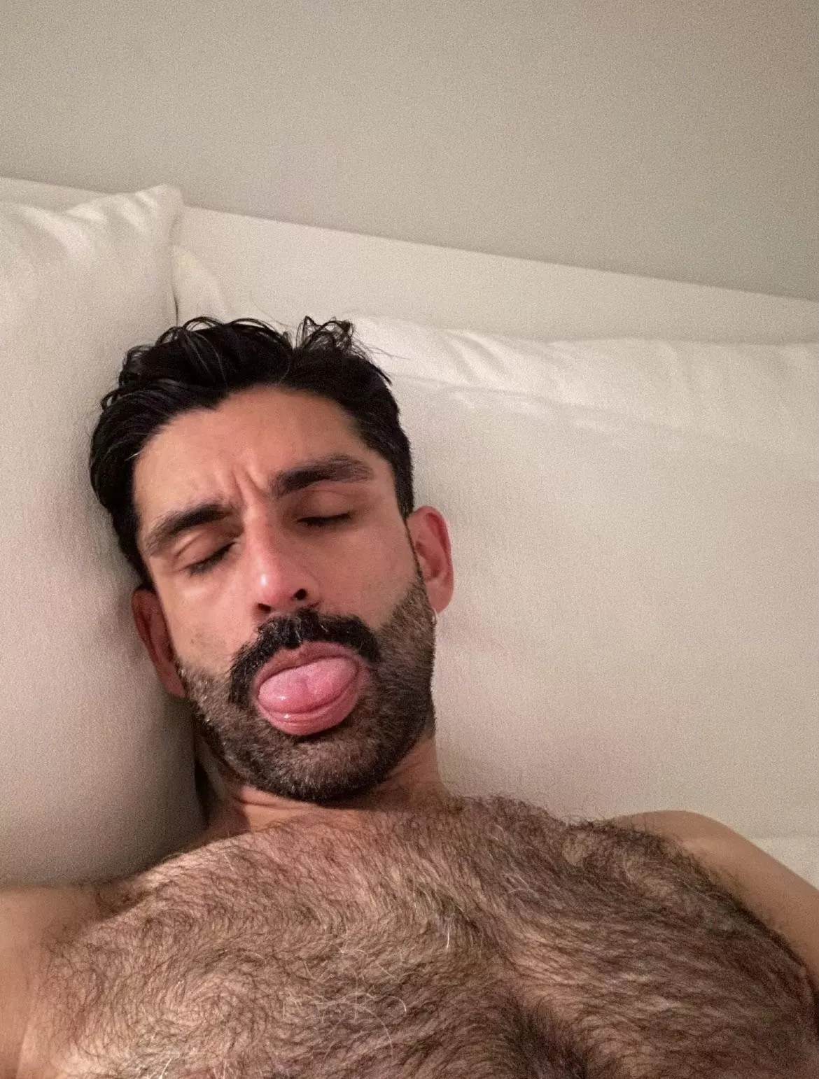 Bored, rainy day…wanna chat?