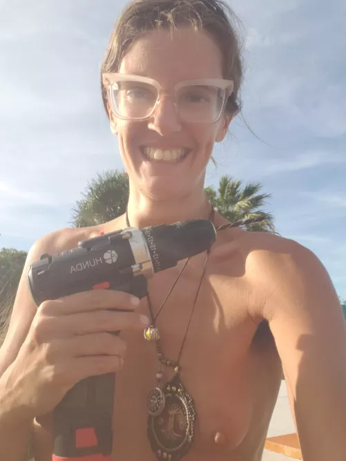 Building up a new bookshelf today. So lucky it's warm enough