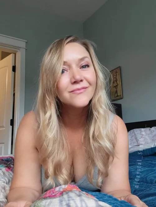 Come for snuggles! [F50]