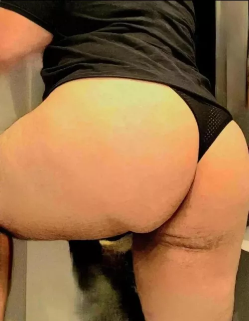 Dm me guys let's chat ;)