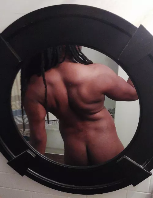 Do you like back or crack? 🖤