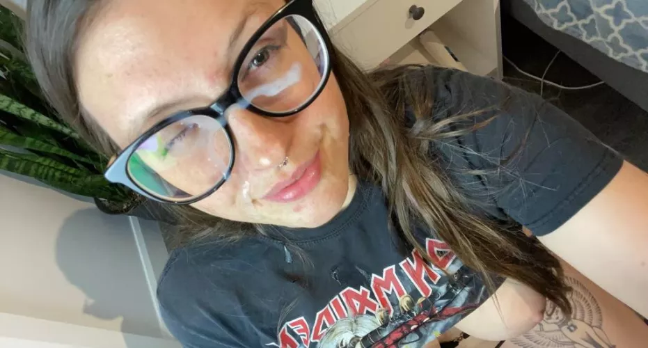 Hi let me introduce myself, I’m burr and I fucking love facials m💖