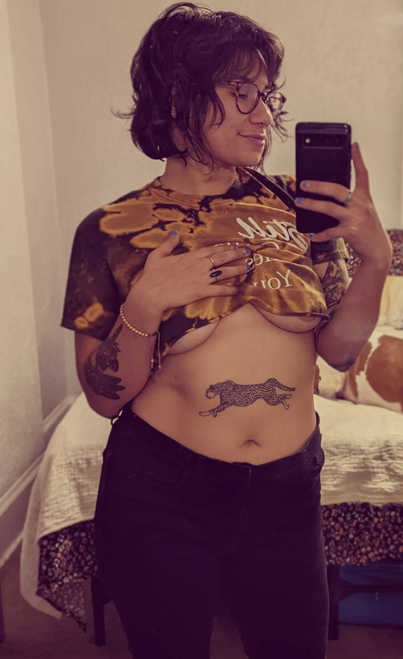 I know, they need new nail polish 😪