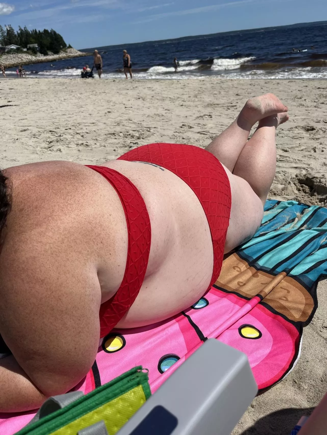 If I get any bigger I won’t be able to lay on my belly anymore 🫣😬