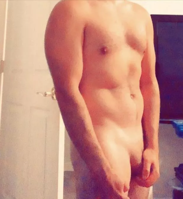 (M) Would anybody like to rate this 37 year old dadbod? Or just keep me company while I’m home alone 😇