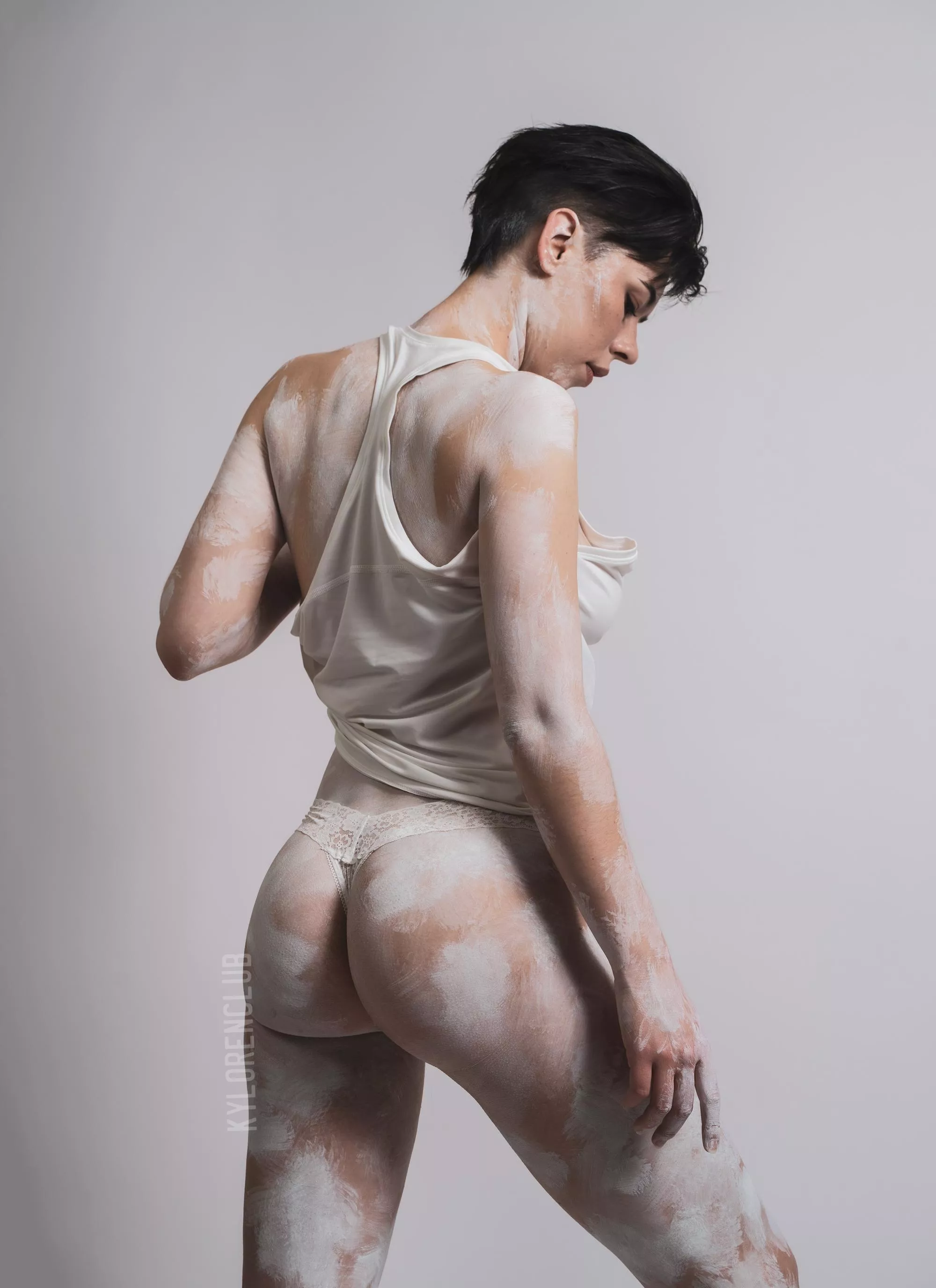 My booty paint, sorry, body paint photoshoot. I had been wanting to do this shoot for so long, and am thrilled with the results